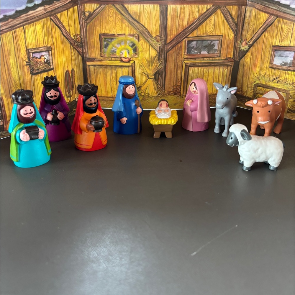 Avon Kids Holiday Nativity Set with Blue and Purple Figures